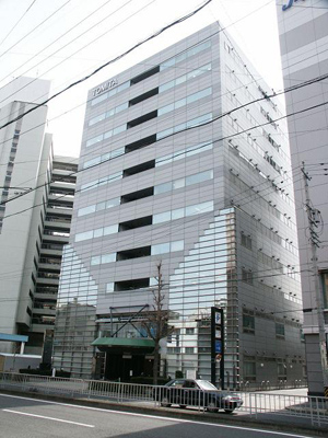 「名古屋」駅から徒歩７分　17.42坪のビルです